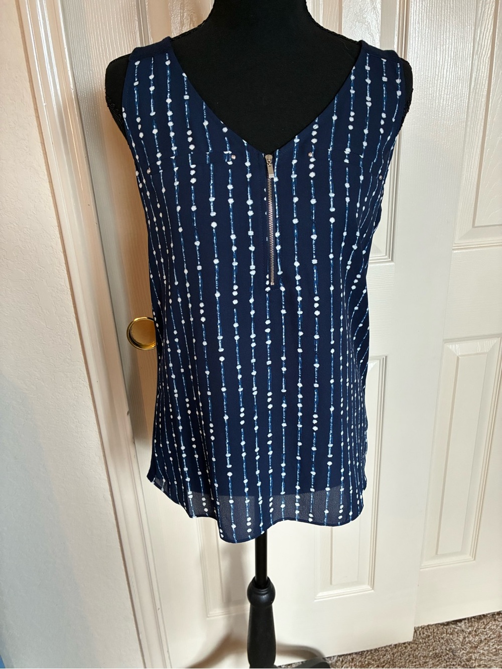 Sleeveless Navy V-Neck Zip-Front Tank Top